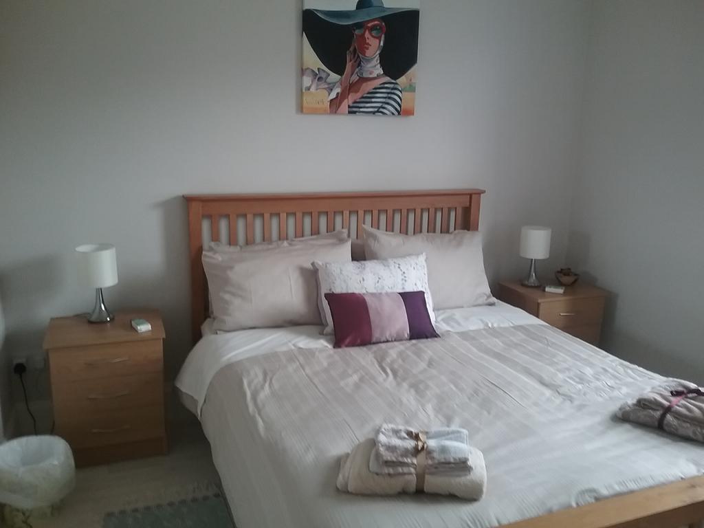 Umgall Cottage room 5